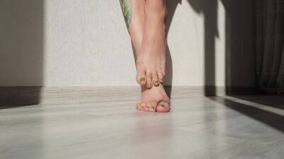 Feet And Toes Dominatrix Nika - hclips.com